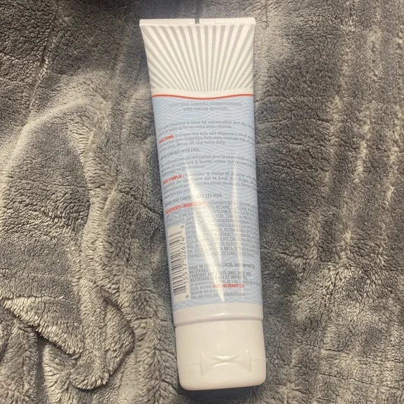 First aid, beauty, deep cleanser with red clay, full-size - Picture 2 of 4